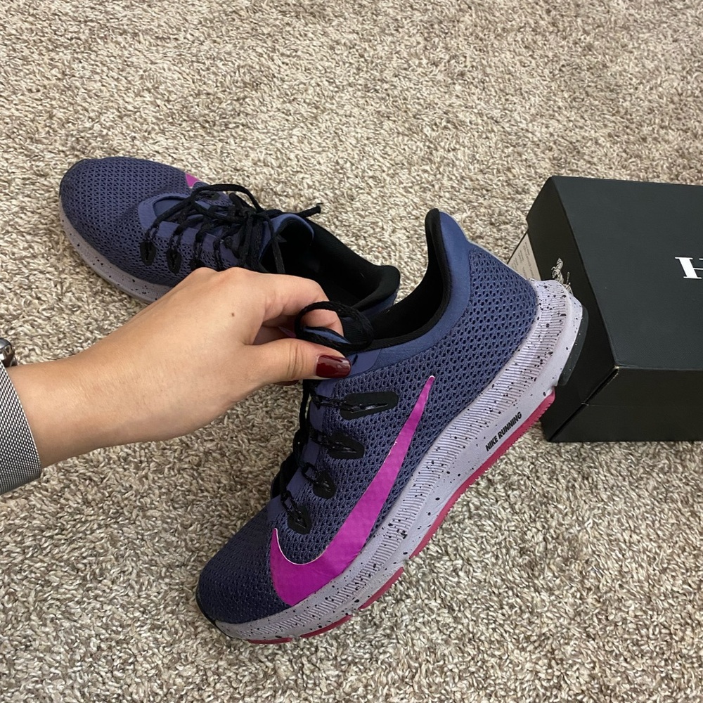 Nike 7
Purple